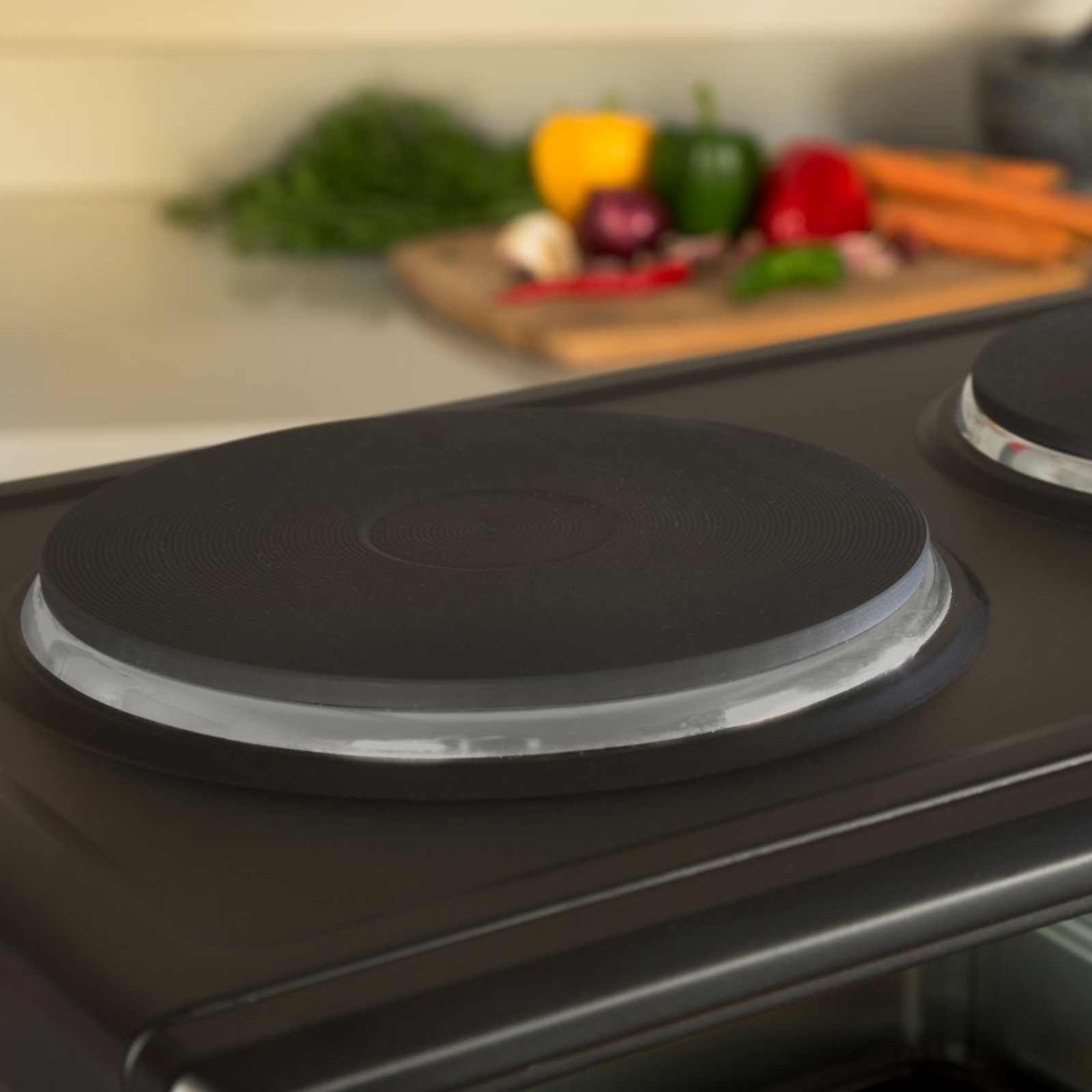 tower 42l mini oven with hotplates and rotisserie